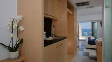 Archipelagos Hotel