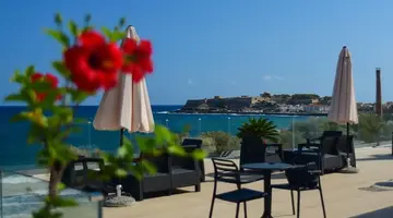 Archipelagos Hotel