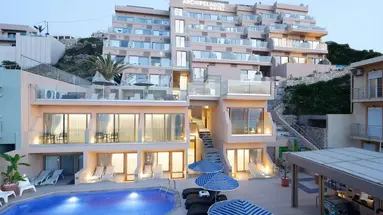 Archipelagos Hotel