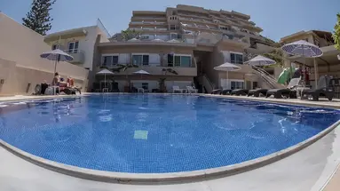 Archipelagos Hotel