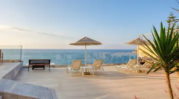 Archipelagos Hotel