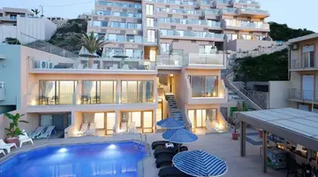 ARCHIPELAGOS RESIDENCE