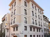 Aren Suites