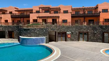 Arena Castillo Apartments