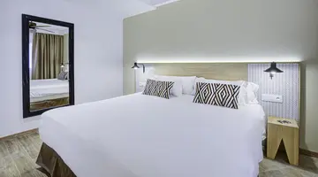 Arena Castillo Apartments