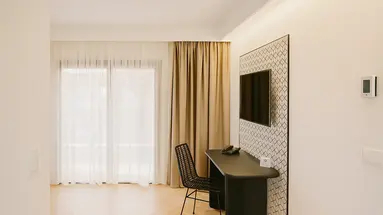 ARENA CASTILLO APARTMENTS