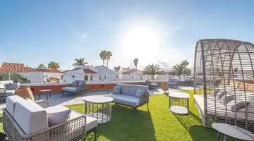 ARENA CASTILLO APARTMENTS