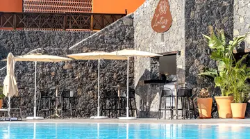 ARENA CASTILLO APARTMENTS
