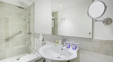 Arena Castillo Apartments