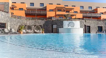 ARENA CASTILLO APARTMENTS