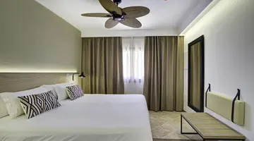 Arena Castillo Apartments