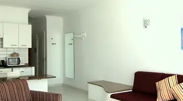 Arena Dorada Apartments