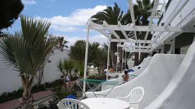 Arena Dorada Apartments