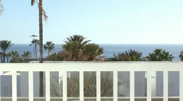 Arena Dorada Apartments
