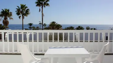 Arena Dorada Apartments