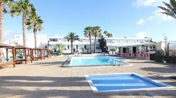 Arena Dorada Apartments