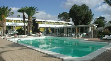 Arena Dorada Apartments