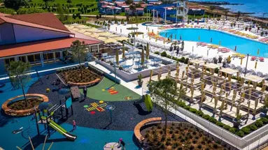 Arena Grand Kazela Camping Homes
