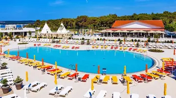 Arena Grand Kazela Camping Homes