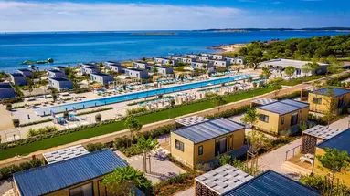 ARENA GRAND KAZELA CAMPSITE - Camping Homes