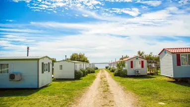 ARENA GRAND KAZELA CAMPSITE - Camping Homes