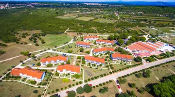 ARENA GRAND KAZELA CAMPSITE - Camping Homes