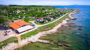 ARENA GRAND KAZELA CAMPSITE - Camping Homes