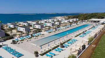 ARENA GRAND KAZELA CAMPSITE - Camping Homes
