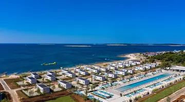ARENA GRAND KAZELA CAMPSITE - Camping Homes