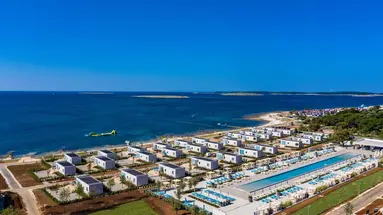 ARENA GRAND KAZELA CAMPSITE - Camping Homes