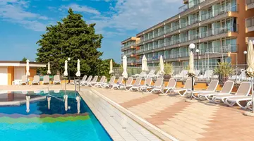 Arena Hotel Holiday
