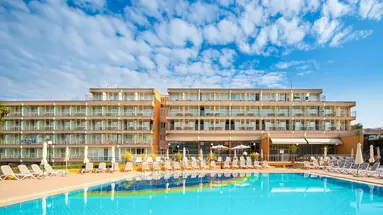 Arena Hotel Holiday