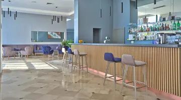 Arena Hotel Holiday
