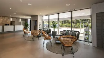 Arena Kazela Apartments