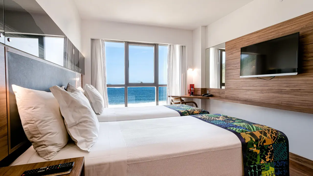 Arena Leme Hotel
