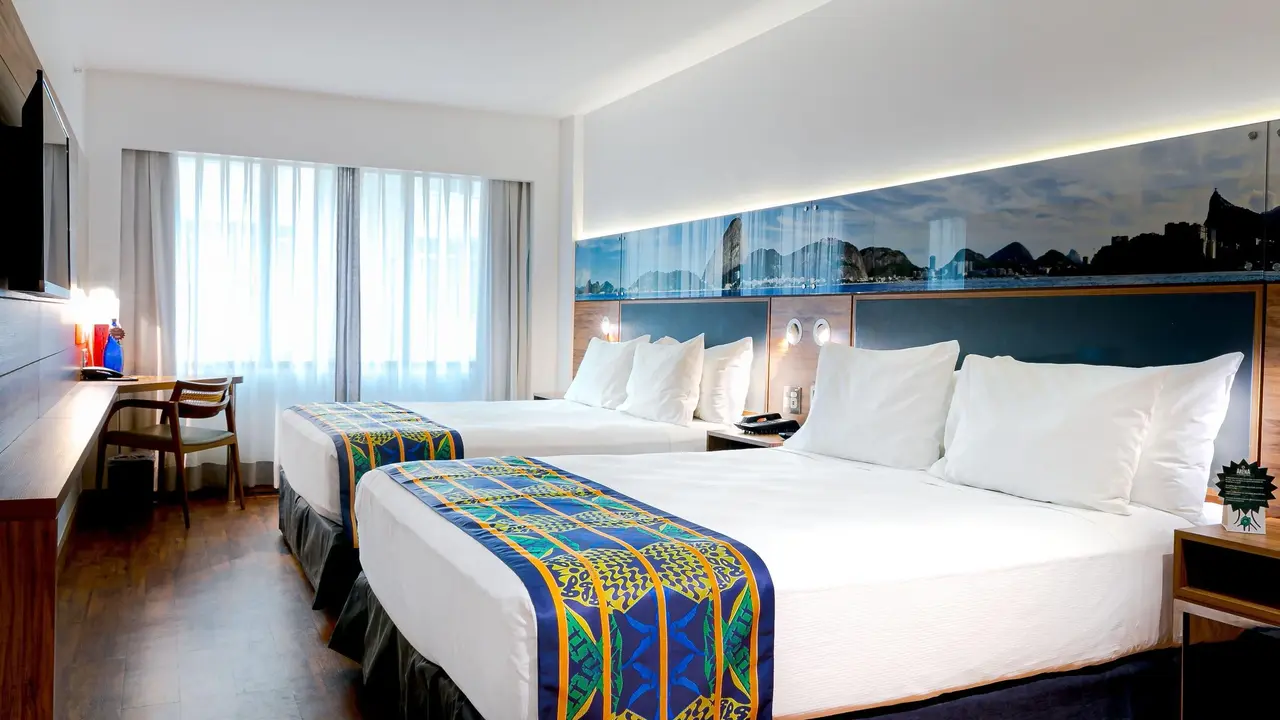 Arena Leme Hotel