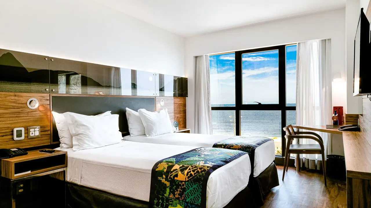 Arena Leme Hotel