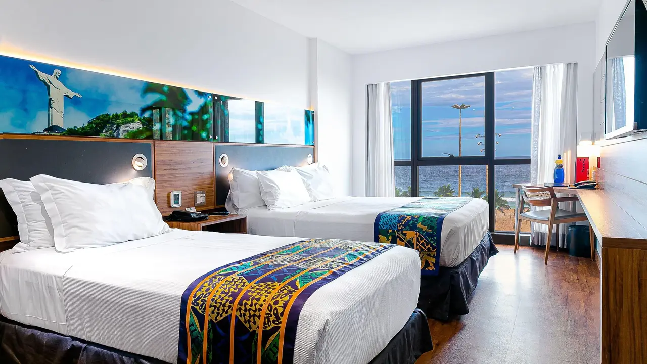 Arena Leme Hotel