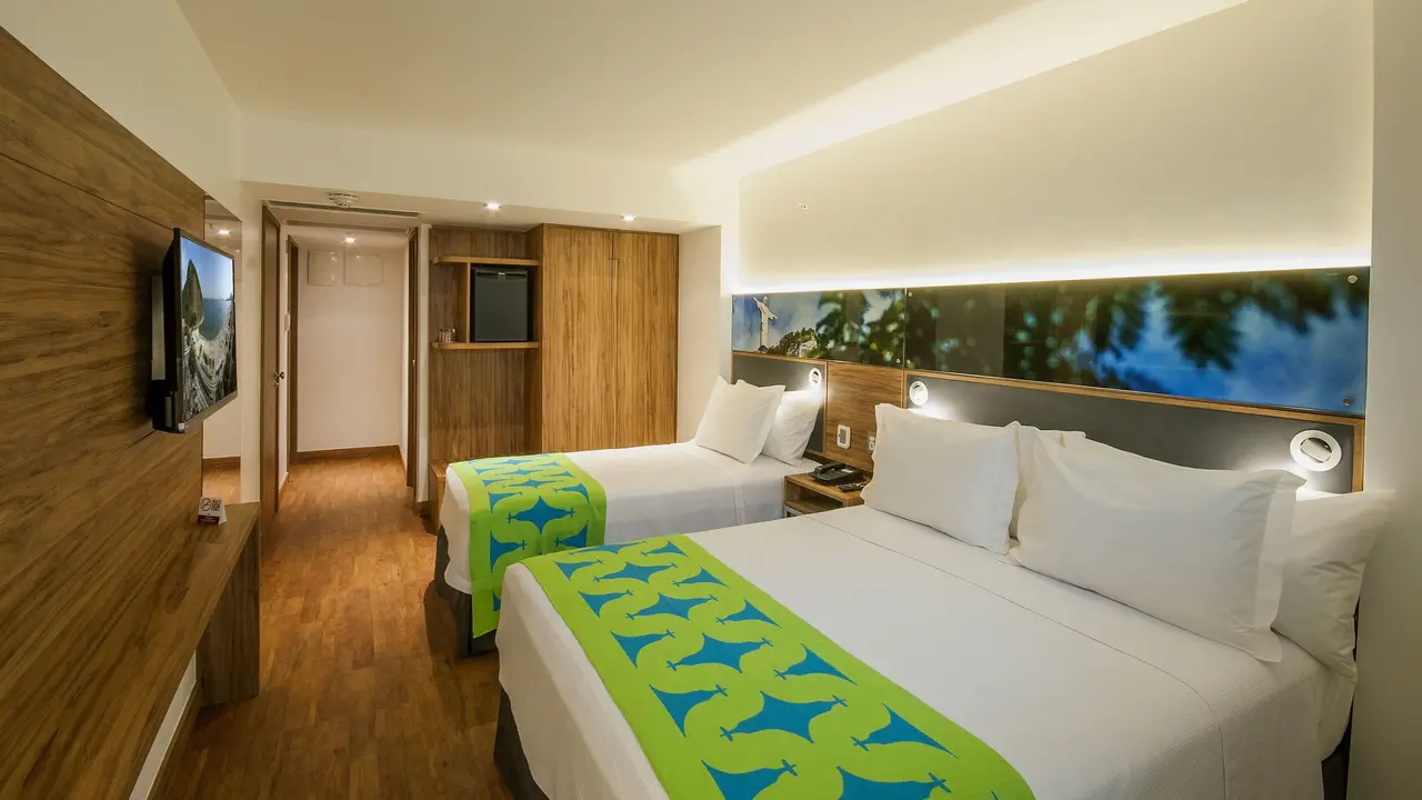 Arena Leme Hotel