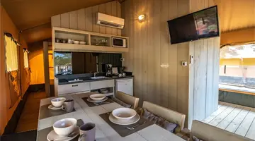 Arena One 99 Glamping