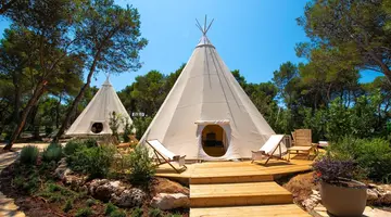 Arena One 99 Glamping