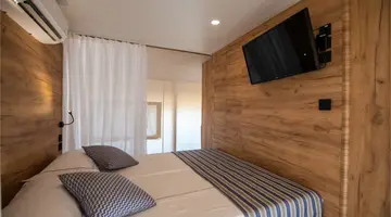 Arena One 99 Glamping