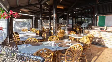ARENA SUITE HOTEL