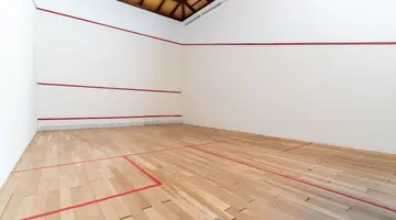ARENA SUITE HOTEL
