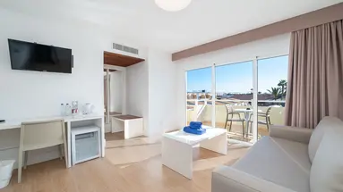 ARENA SUITE HOTEL