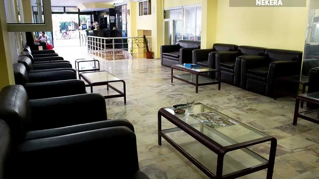 ARES CITY HOTEL
