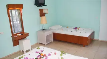 ARES CITY HOTEL