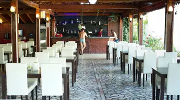 ARES CITY HOTEL