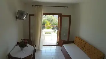 Argo Hotel