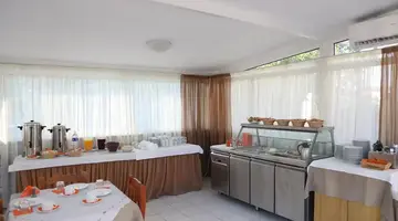 Argo Hotel